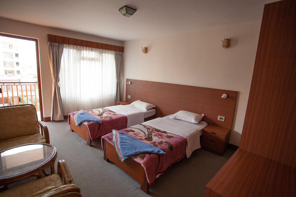 Maya Guest House Thimi Zewnętrze zdjęcie